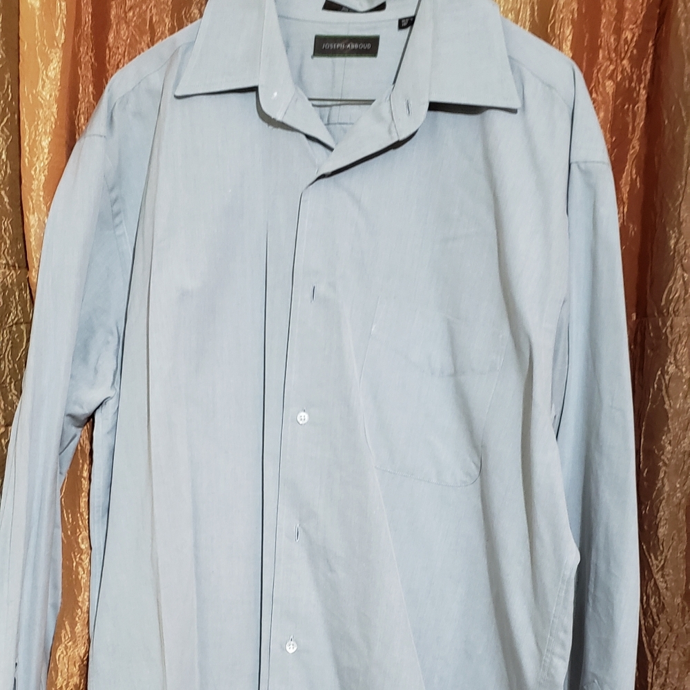 Previously loved mens long sleeve Joseph Abboud dress shirt